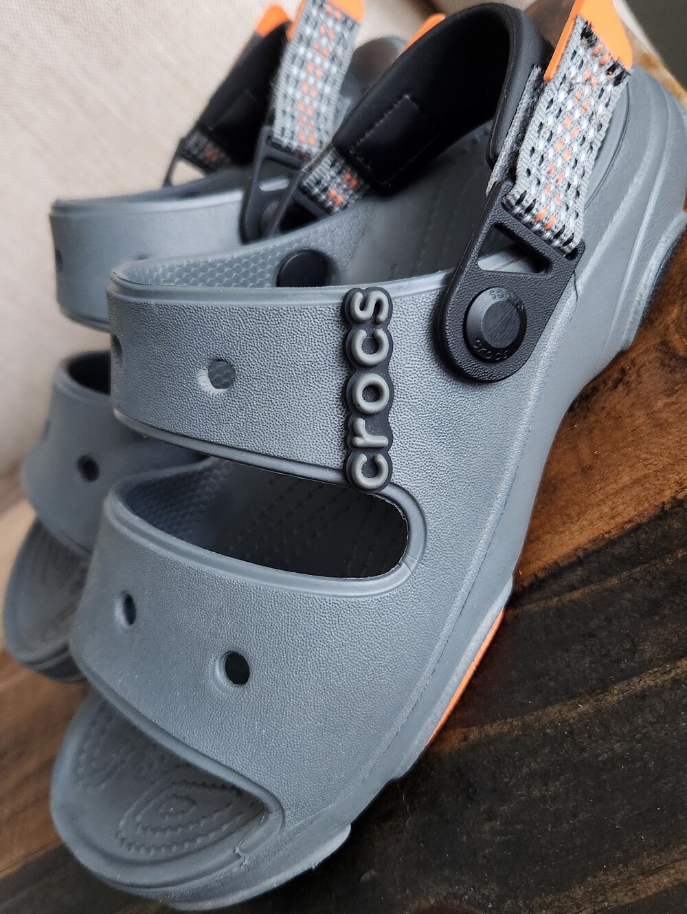 CROCS Woman Gray and Orange Lightweight Sandals Size Woman 6 / Men Size 4
